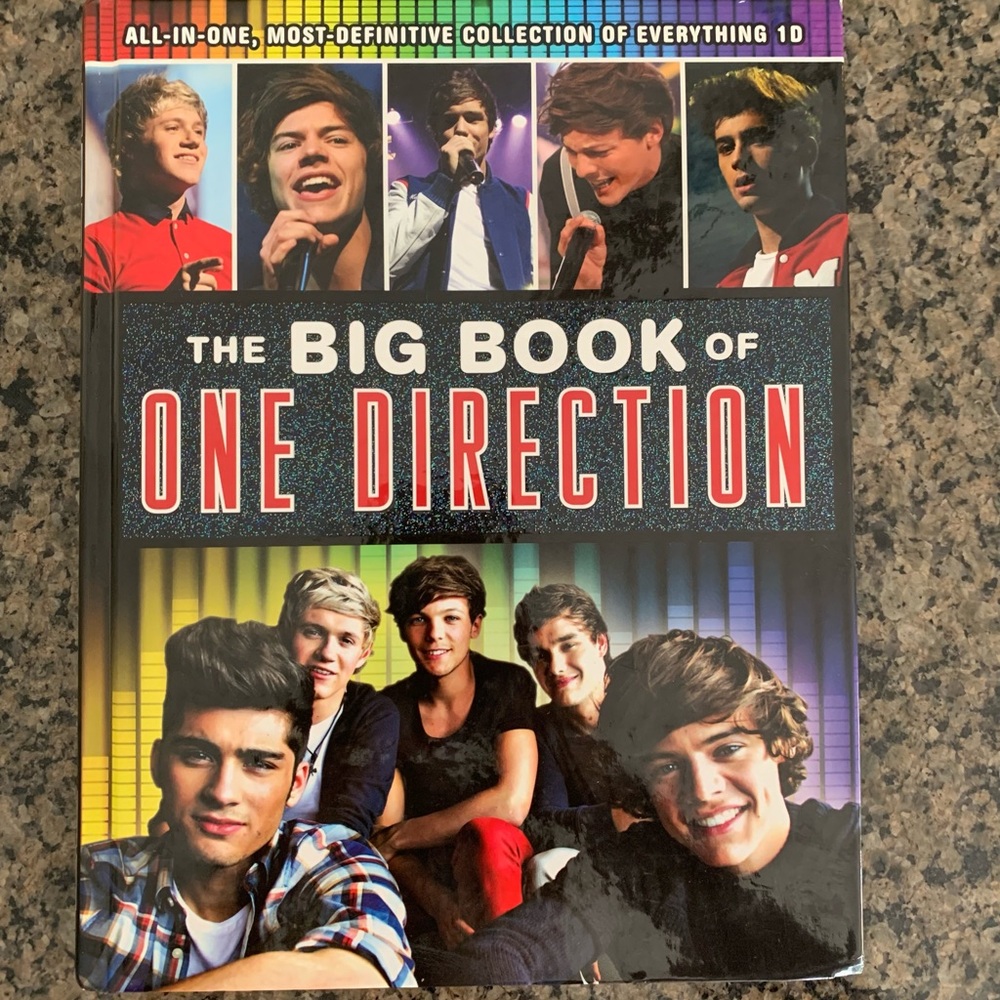 One Direction Fan Book Bundle - Picture 2 of 3